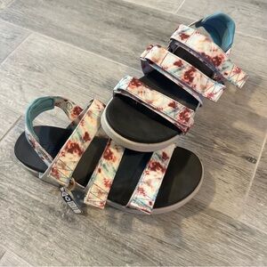 Keen Elle Womens Strappy
Sandals Size 9.5 Andorra Tie Dye
Open Toe Slingback